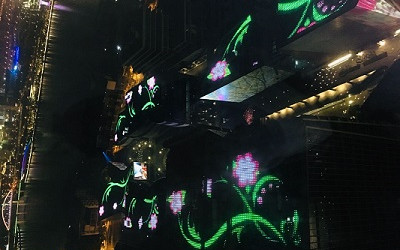 兩場(chǎng)燈光秀助威上海進(jìn)博會(huì)